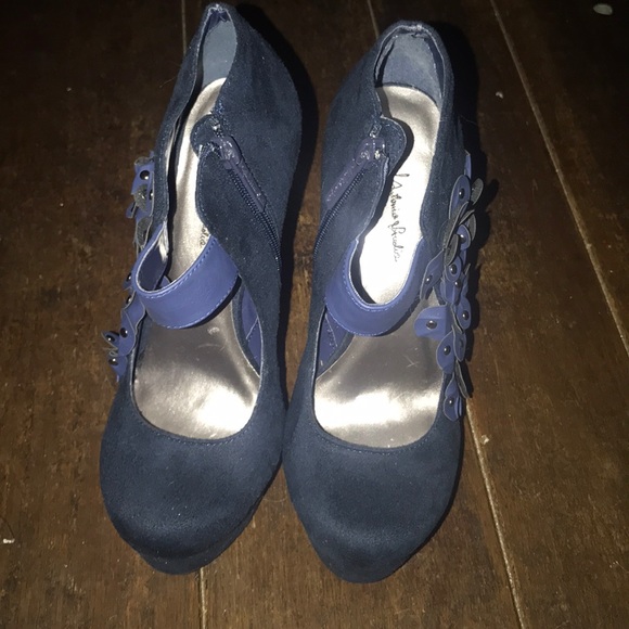 🎈🎈🎈👠 NWOB GORGEOUS WEDGES - Picture 4 of 7